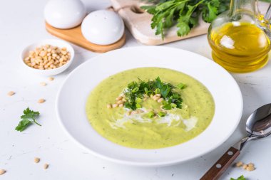 Kabak krem beyaz çorba.