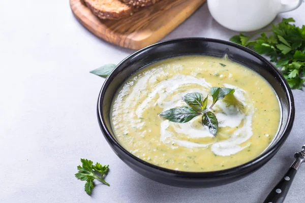 Zucchini cream soup puree. — Stock Photo, Image