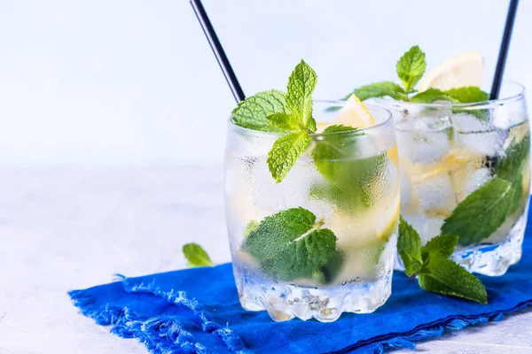 Limonade kaltes Sommergetränk. — Stockfoto