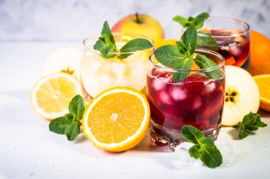Sangria buzlu alkol içki ayarla. 