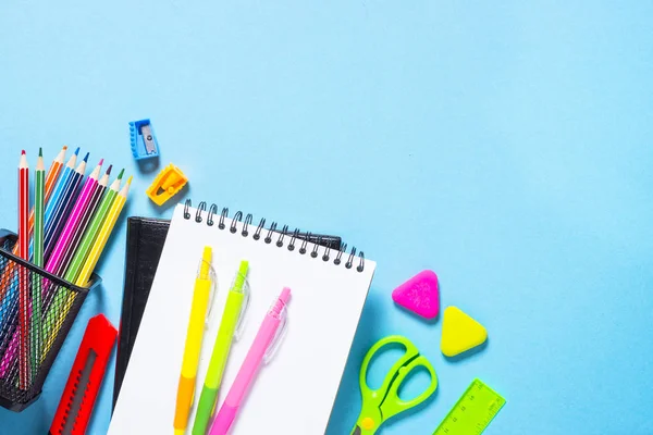 Schul Und Bürobedarf Oder Schreibwaren Notizbuch Notizblock Stift Und Bleistift — Stockfoto