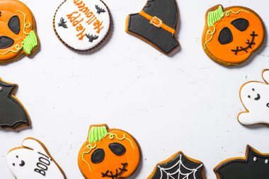 Cadılar Bayramı Gingerbread çerezleri - kabak, hayaletler, cadı şapka, SPID