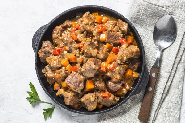 Beef stew with vegetables. — Stock Photo, Image