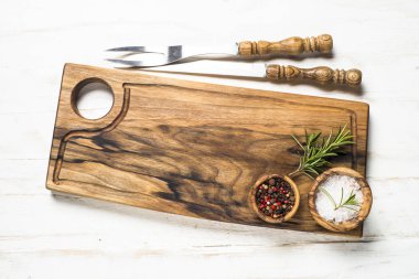 Arka plan beyaz üstten görünüm üzerinde yemek yemek.