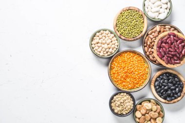Baklagiller, mercimek, chikpea ve fasulye karışım beyaz.