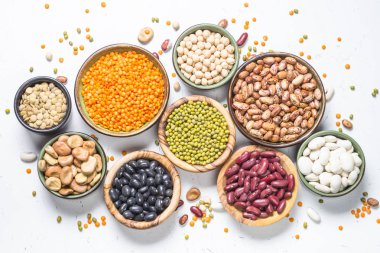 Baklagiller, mercimek, chikpea ve fasulye karışım beyaz.