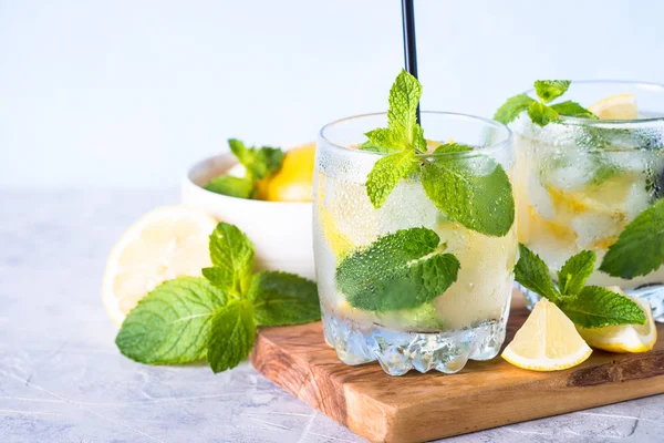 Bebida fría de verano de limonada . —  Fotos de Stock