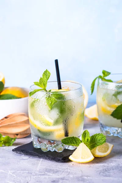 Bebida fría de verano de limonada . —  Fotos de Stock