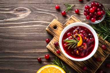  Kızılcık sosu bir kase Üstten Görünüm.