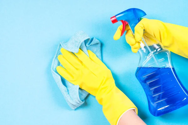 Cleaning concept on blue background. — Stock Photo, Image