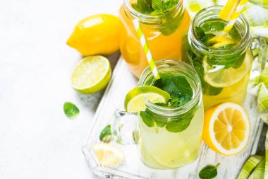 Limonata, mojito ve beyaz turuncu limonata.