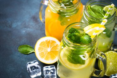 Limonata, mojito ve beyaz turuncu limonata.