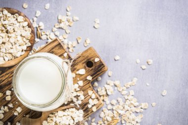 Vegan yulaf sütü, Sigara süt alternatif sütü. 