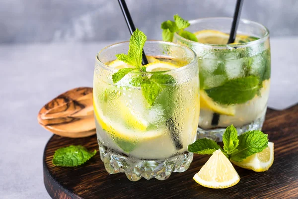 Limonade kaltes Sommergetränk. — Stockfoto