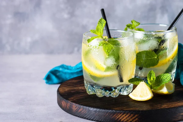 Lemonade summer cold drink. — Stock Photo, Image