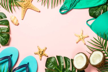 Yaz düz döşeme arka plan. pembe üzerinde