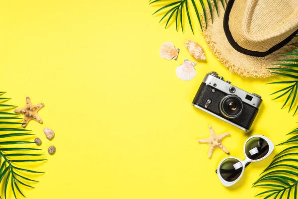 Summer travel concept flat lay image. — Stock Photo, Image