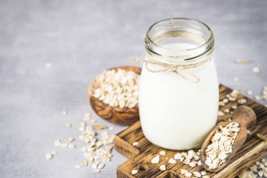 Vegan yulaf sütü, Sigara süt alternatif sütü.