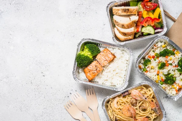 Concepto de entrega de alimentos - almuerzo saludable en cajas . — Foto de Stock