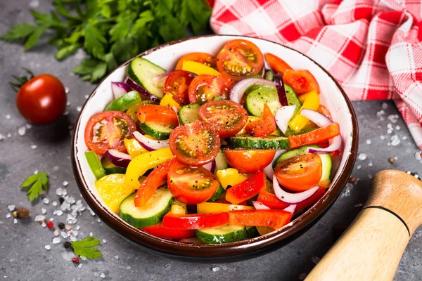 Summer fresh vegetable salad. — Stock Photo, Image