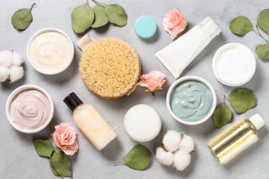 Pembe fırında kil maske, cilt ürünleri.