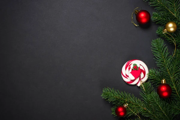 Fondo de Navidad con decoraciones en negro . — Foto de Stock