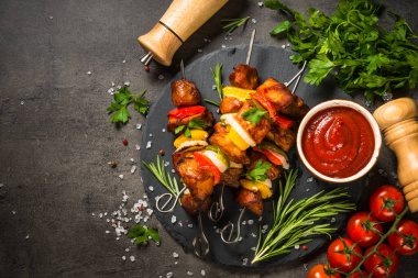 Sebzeli şiş kebap..