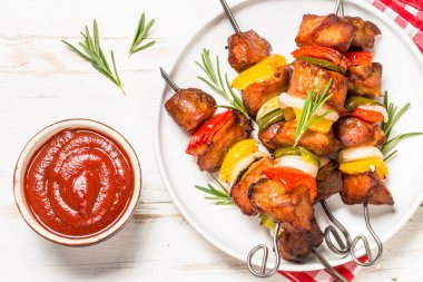 Sebzeli şiş kebap..