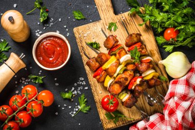 Sebzeli şiş kebap..