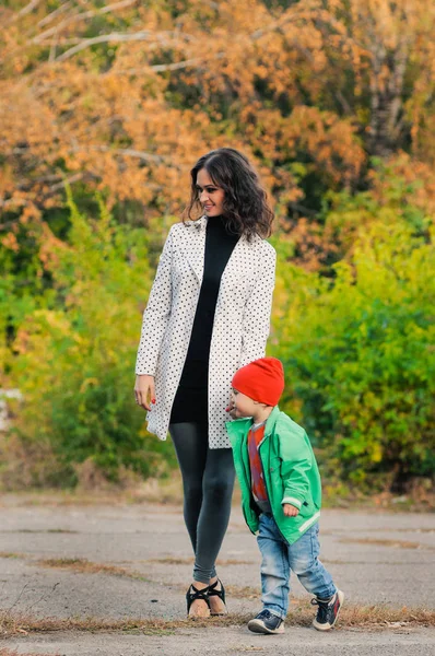 Madre con figlio — Foto Stock