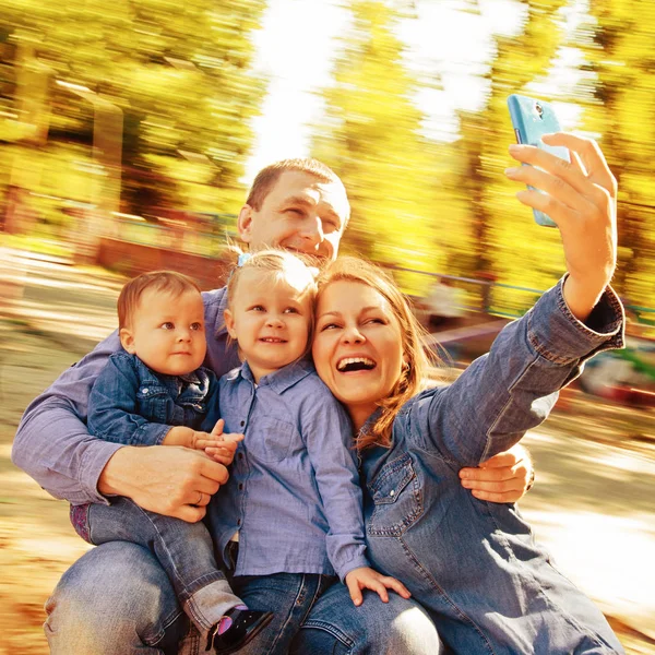 Selfie portrét rodina — Stock fotografie