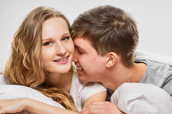 Gente feliz enamorada —  Fotos de Stock