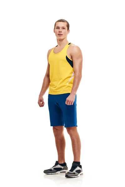 Fitness mladý muž. Plná délka — Stock fotografie