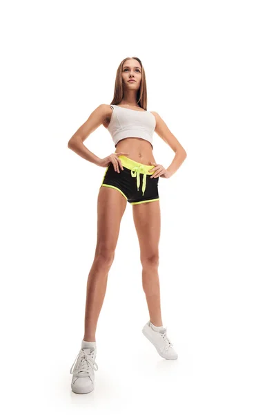 Fitness vrouw. poseren volledige lengte — Stockfoto