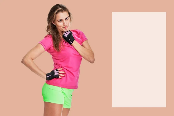 Coqueta mujer fitness retrato —  Fotos de Stock