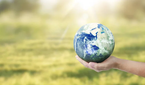 Globe ,earth in human hand. Earth image provided by Nasa — Stock Photo, Image