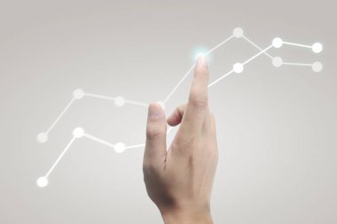 Finansal gösterge ve hesaplama işaretinin el ele dokunması