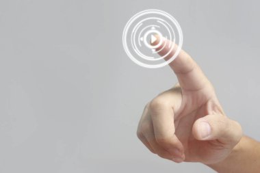 Ellere dokunan düğme ekranı arayüzü küresel bağlantı özel