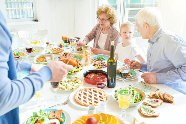 Portrait Happy Family Enjoying Dinner Together Sitting Festive Table Delicious — Stock Photo, Image