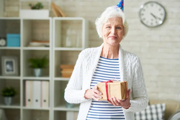 Waist Portrait Cheerful Senior Woman Wearing Birthday Cap Posing Home — Stock Photo, Image