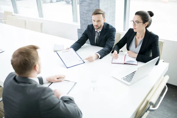 Portrait Three Successful Business People Man Woman Talking Partner Sitting — Stock Photo, Image