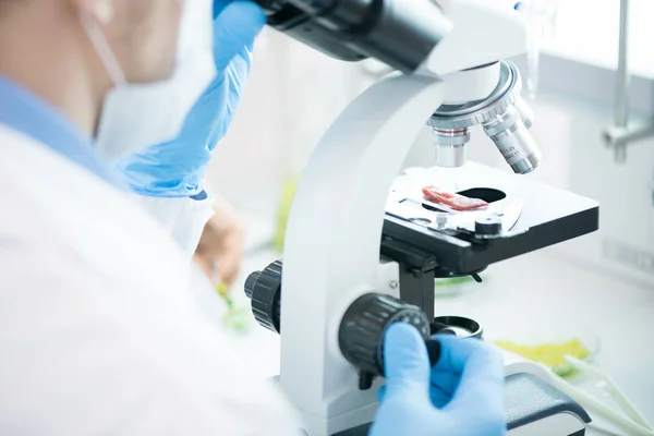 Closeup Unrecognizable Scientist Using Microscope While Doing Research Medical Laboratory — Stock Photo, Image