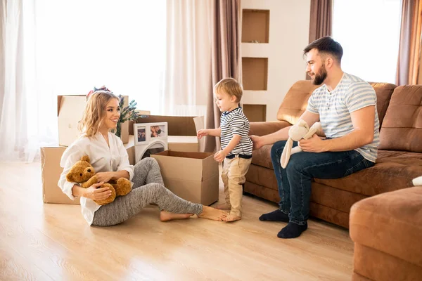 Full Length Portrait Happy Family Playing Son Home Enjoying Weekend — Stock Photo, Image