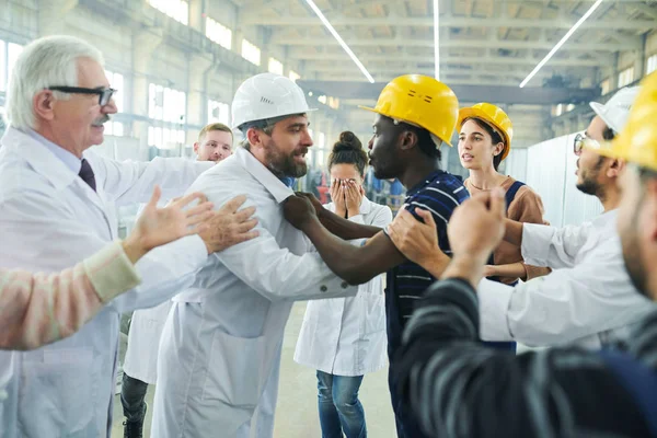 Side View Porträtt Angry Factory Worker Kämpar Med Chefer Protest — Stockfoto