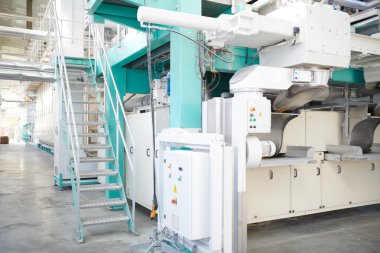 Modern fabrikada temiz üretim atölyesinin arka plan görüntüsü, atölyede makine üniteleri, fotokopi alanı