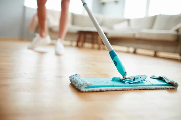 Close Unrecognizable Woman Using Mop Microfiber Pad While Cleaning Parquet — Stock Photo, Image