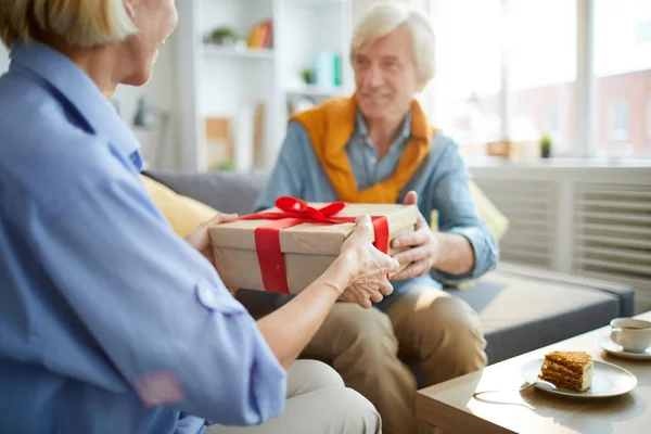 Mid Section Portrait Contemporary Mature Couple Exchanging Gifts Home Copy — Stock Photo, Image