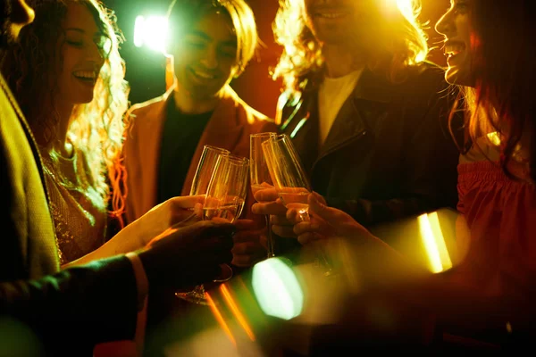 Close Cheerful Young People Standing Circle Clinking Flutes Together While — Stock Photo, Image