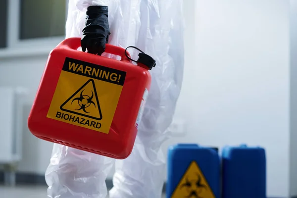 Close Unrecognizable Laboratory Worker Biohazard Suit Gloves Carrying Container Biohazard — Stock Photo, Image