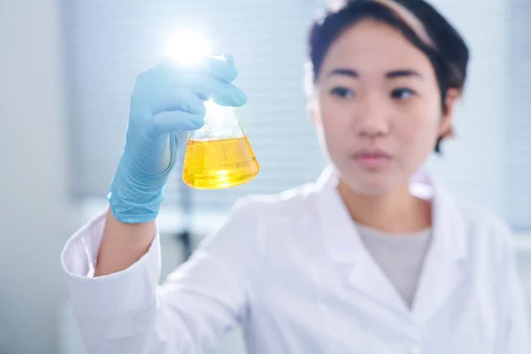 Close Serious Pensive Young Asian Pharmaceutical Researcher Disposable Gloves Working — Stock Photo, Image